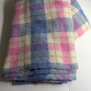 Ayers Vintage Wool Blend Blanket Made in Lachute Quebec - Pink/Blue Plaid